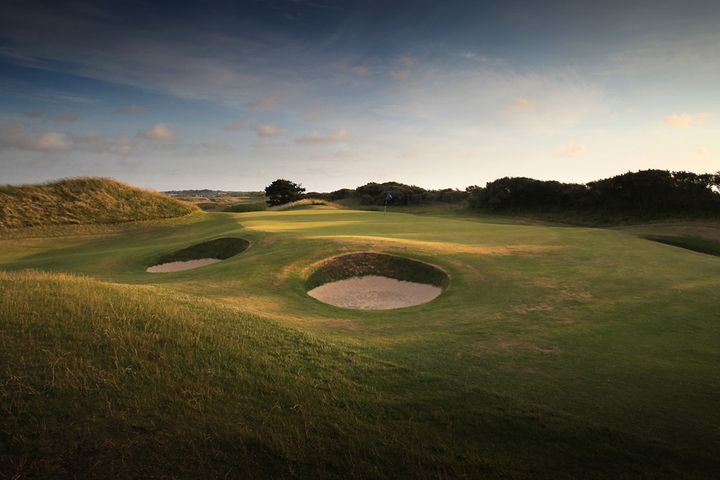 Portmarnock Hotel and Golf Links: Bad experience - See 1603 traveler reviews, 771 candid photos, and great deals for Portmarnock Hotel and Golf Links at Tripadvisor. Date of stay: February 2019 Good breakfast offerings, free wifi with reasonable speed 14M/1.4Mbps, lots of parking and if you are a walker lovely walks Bad experience - Review of Portmarnock Hotel and Golf Links