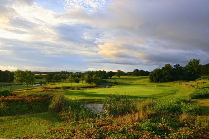 The Vale Golf Resort, South East & Cardiff - Book Golf Deals & Breaks